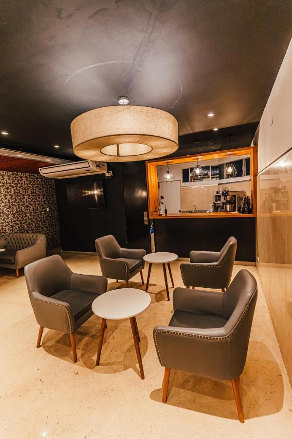 Hotel Hacienda Lima Norte מראה חיצוני תמונה